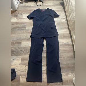 Urbane Performace Scrub Set